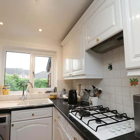 7 Crestbrooke * Northallerton