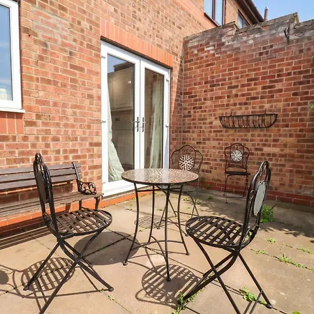 7 Crestbrooke *